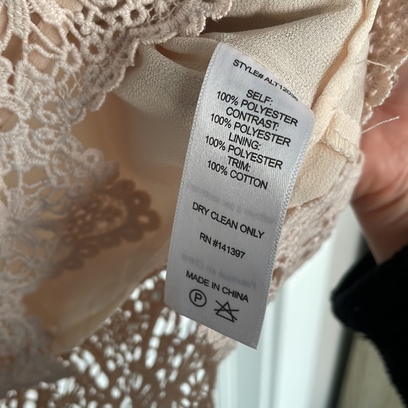 NWT ASTR Sequin Crop Top - Picture 6 of 6